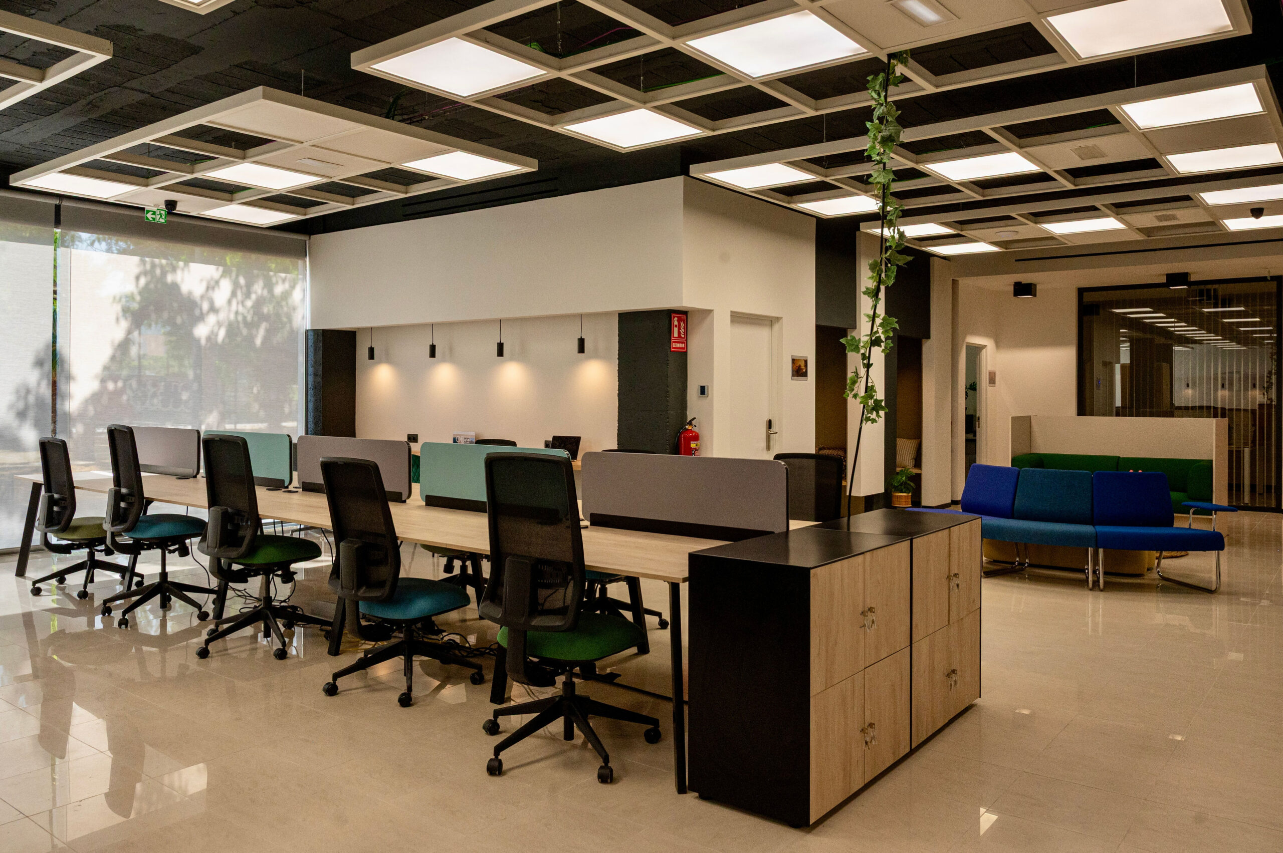 Flexibles Puestos de trabajo flexibles en Ofigrup Coworking Ibiza