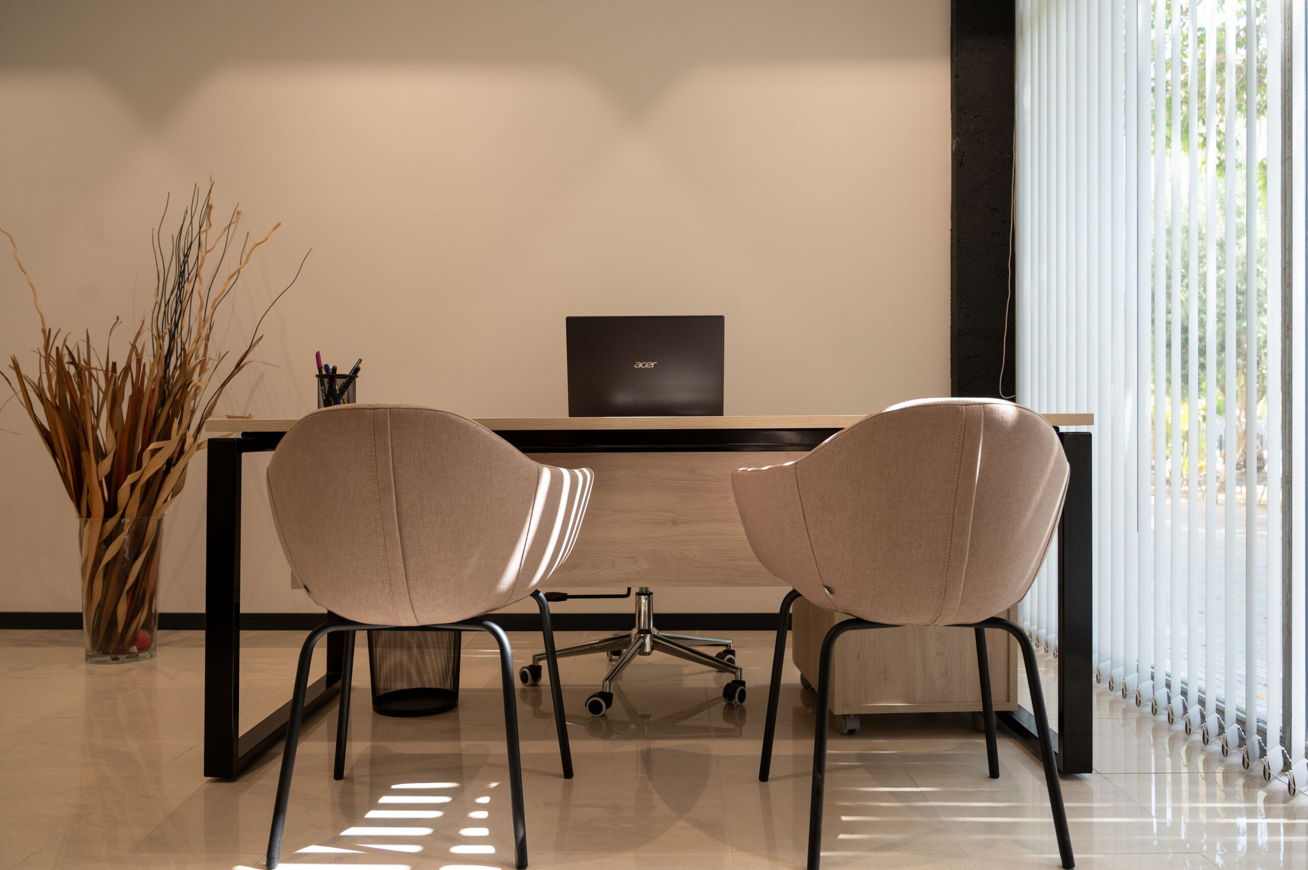 Privados Puestos de trabajo privados en Ofigrup Coworking Ibiza